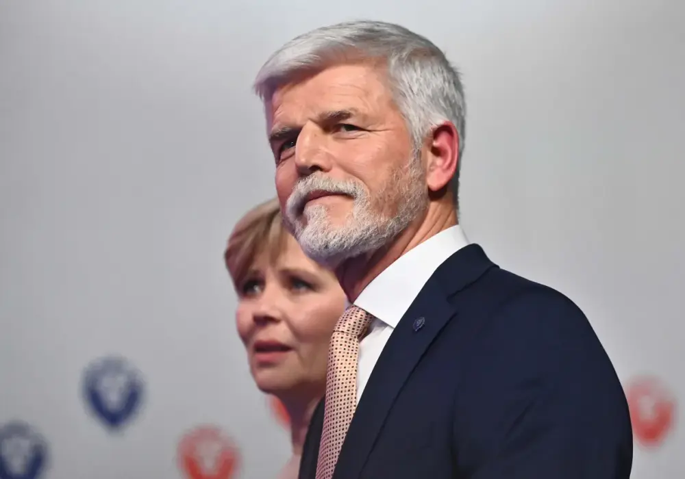 Ile lat ma nowy prezydent Czech? Zaskakująca prawda o Petrze Pawle
