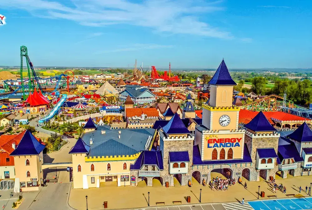 Energylandia otwarta 15.08: Godziny, atrakcje i bilety