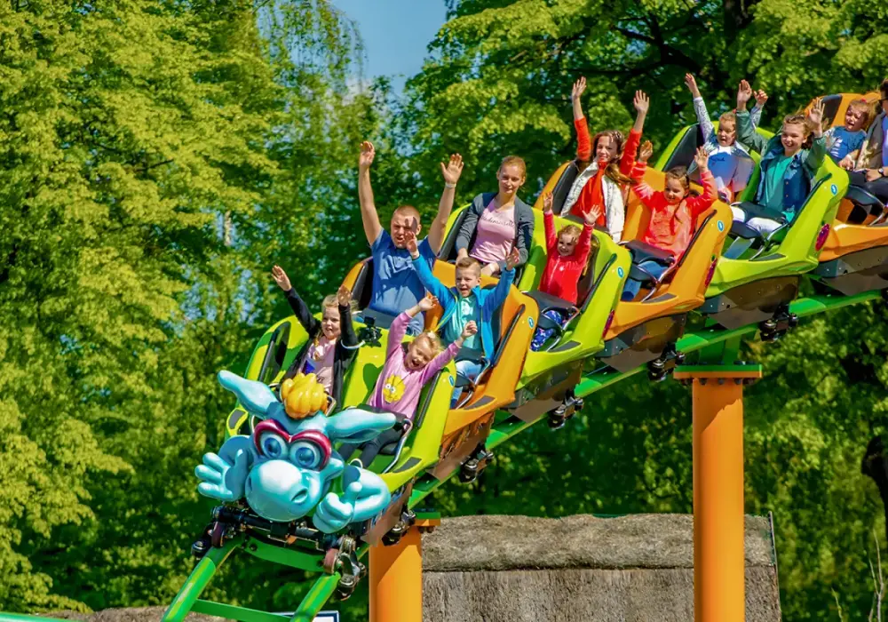 Czy Energylandia jest otwarta? Godziny otwarcia na cały rok i więcej.