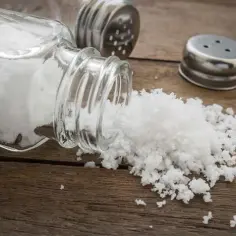 Od kiedy sól dla dziecka? Kluczowe informacje o wprowadzaniu soli w diecie
