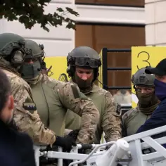 Ile zarabia antyterrorysta? Zaskakujące wynagrodzenie w Polsce!
