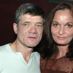Kim jest żona Henryka Gołębiewskiego? Poznaj Marzennę Matusik i ich życie.