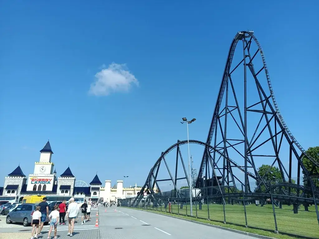Zdjęcie Czy Energylandia jest otwarta? Godziny otwarcia na cały rok i więcej.